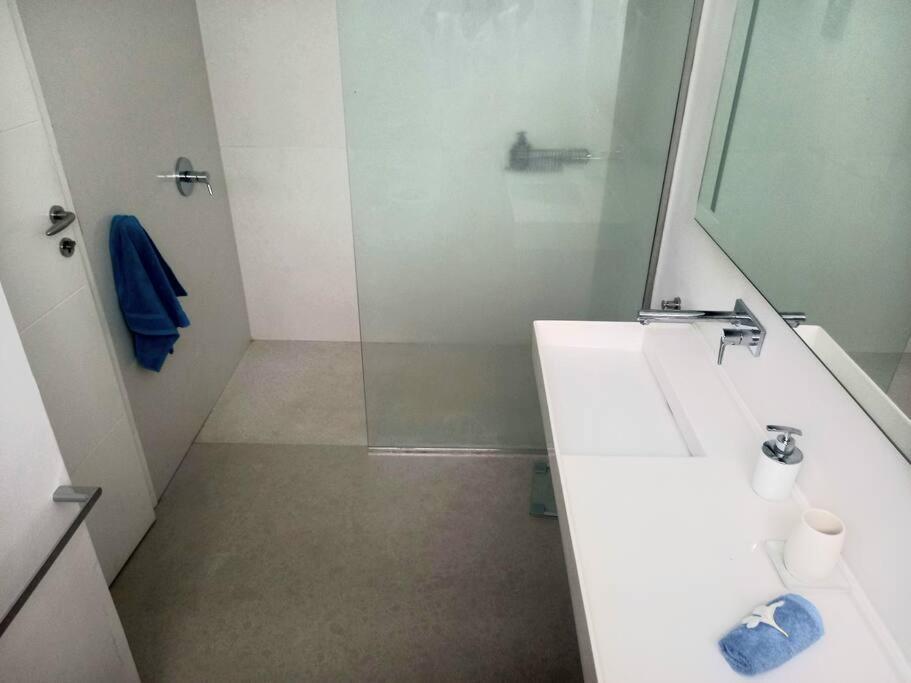 Beachfront Apartment Tamarin Esterno foto